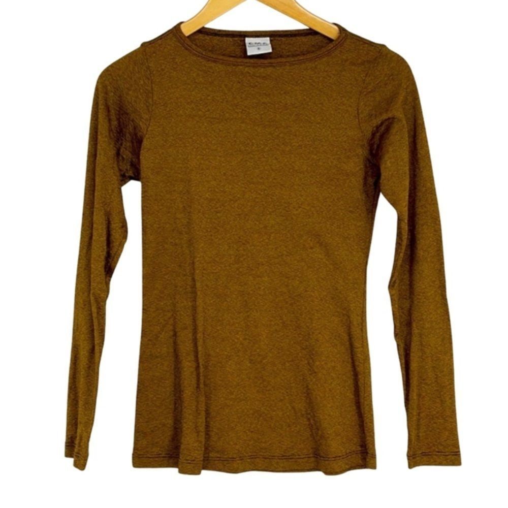 C.M.C gold long sleeve top